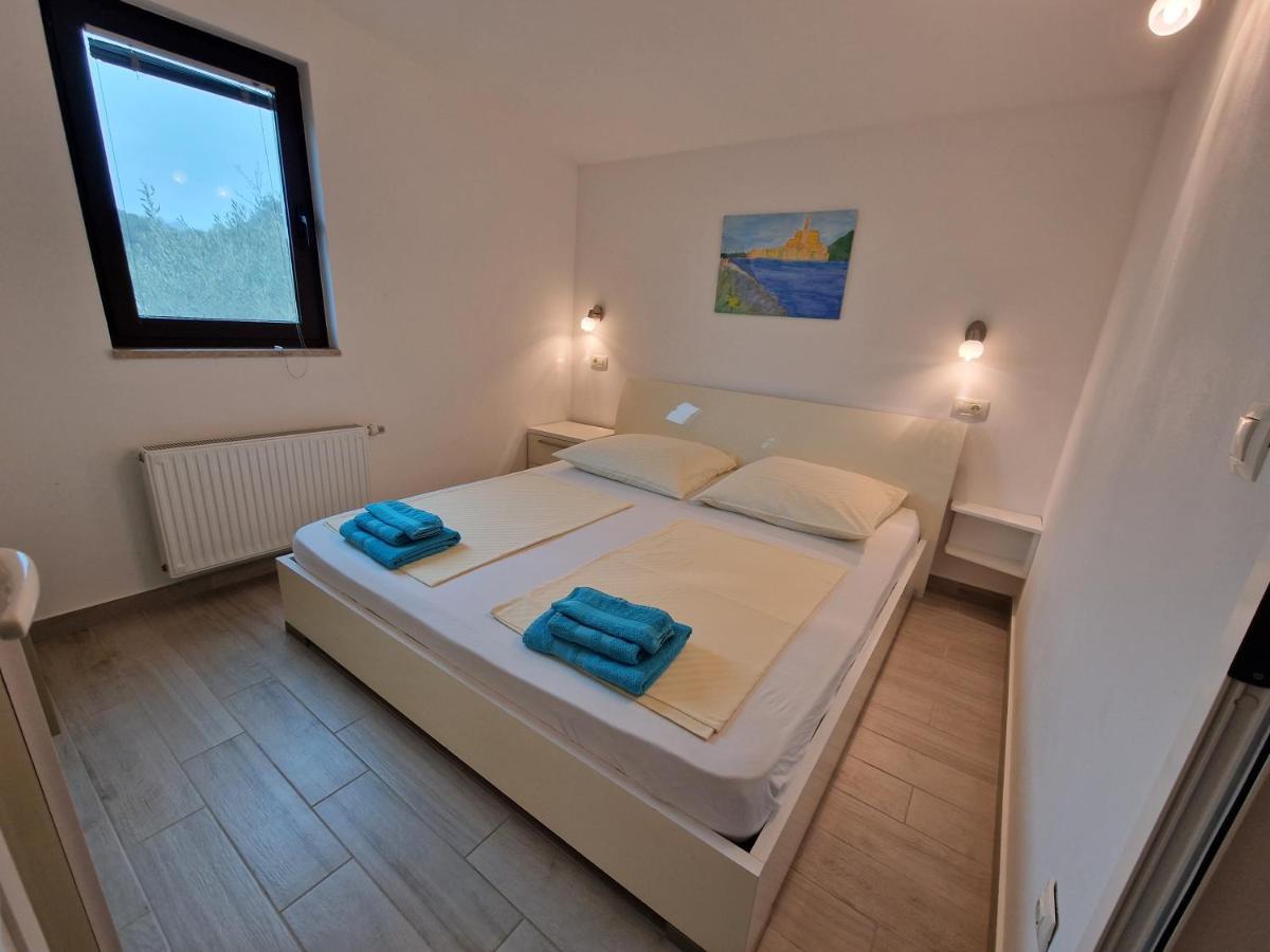 Keser Apartments Rovinj Exterior foto