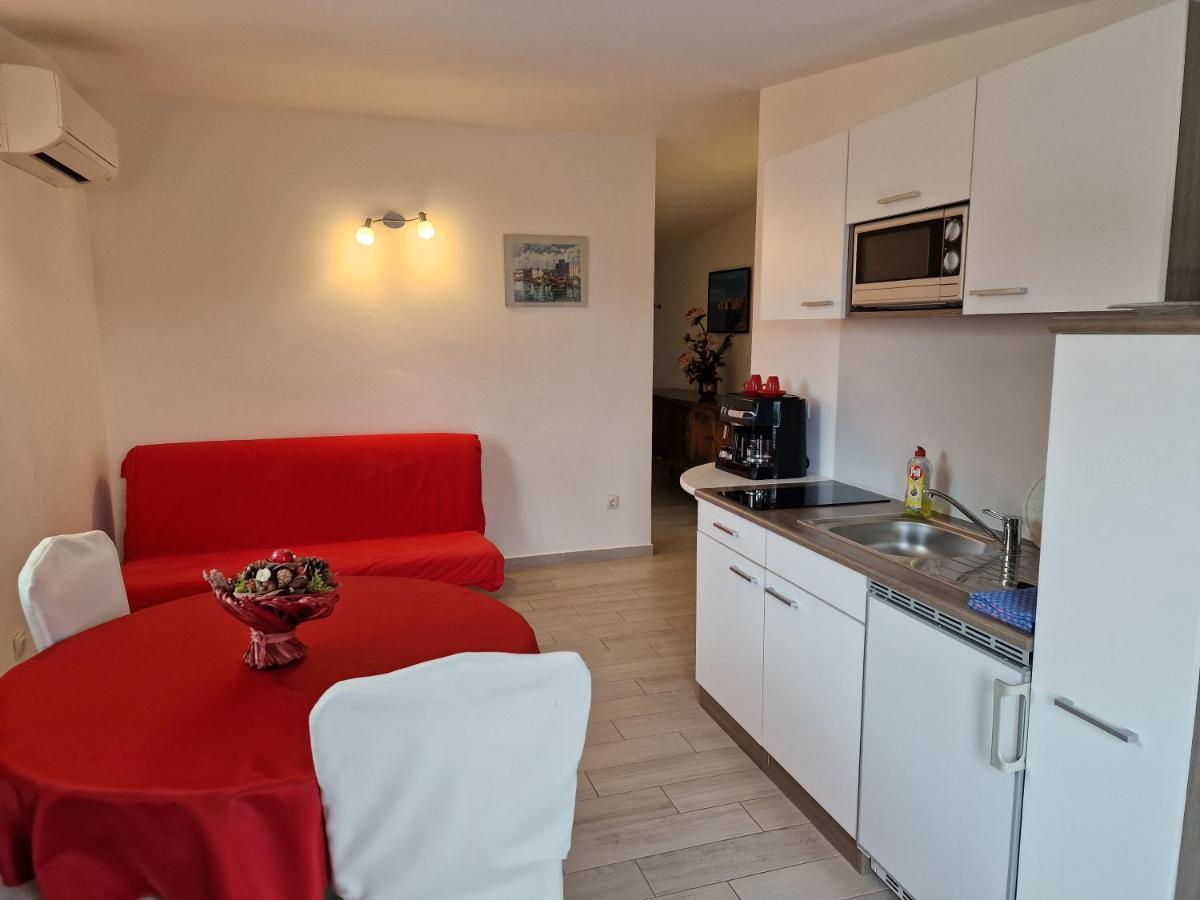 Keser Apartments Rovinj Exterior foto