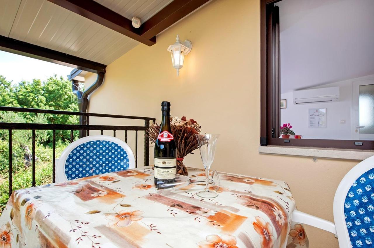 Keser Apartments Rovinj Exterior foto