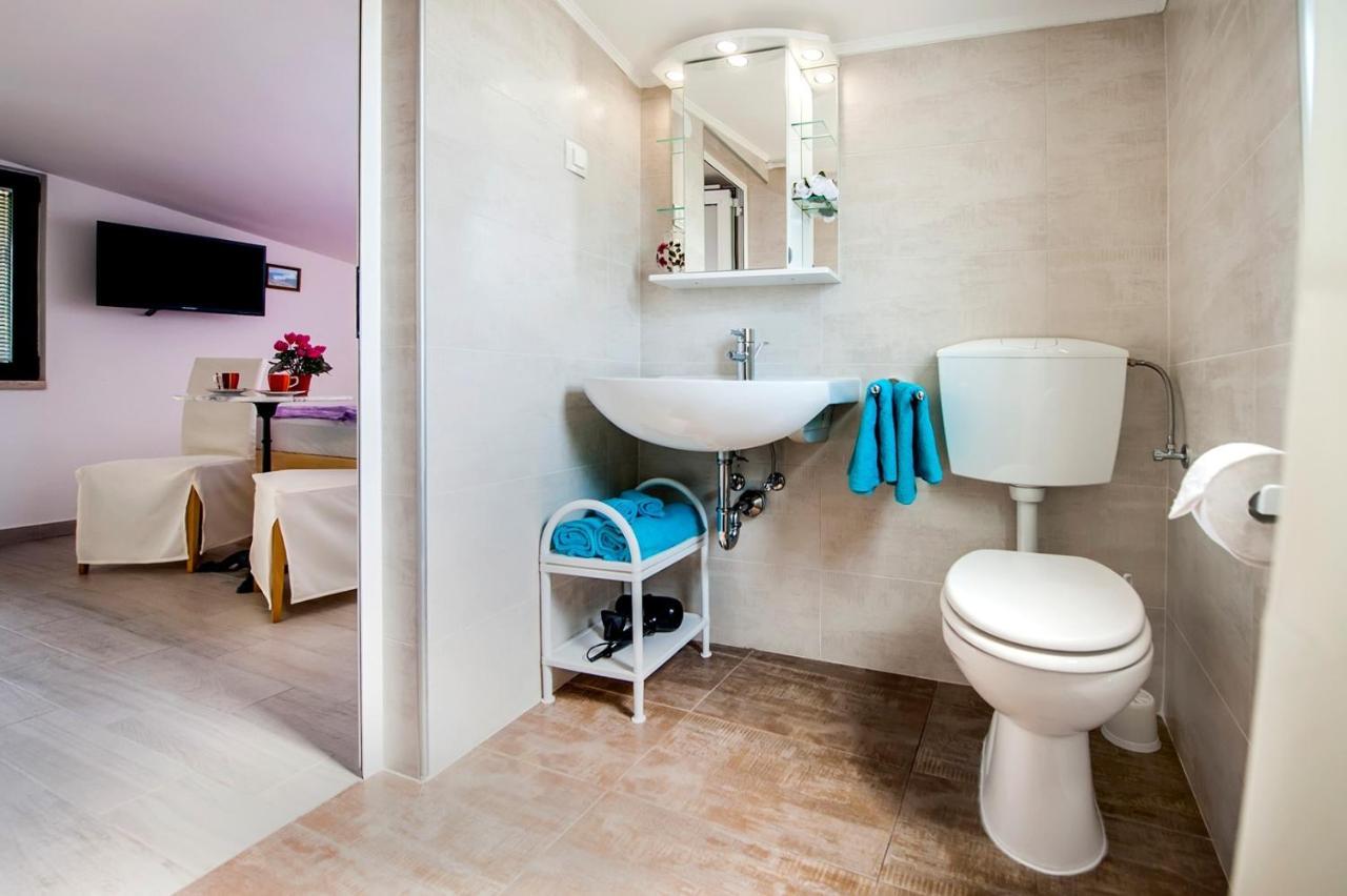 Keser Apartments Rovinj Exterior foto